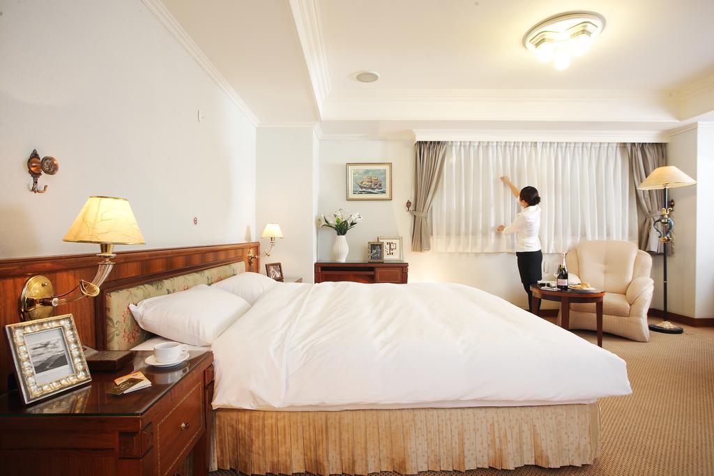 Kingdom Hotel Синьчжу Номер фото
