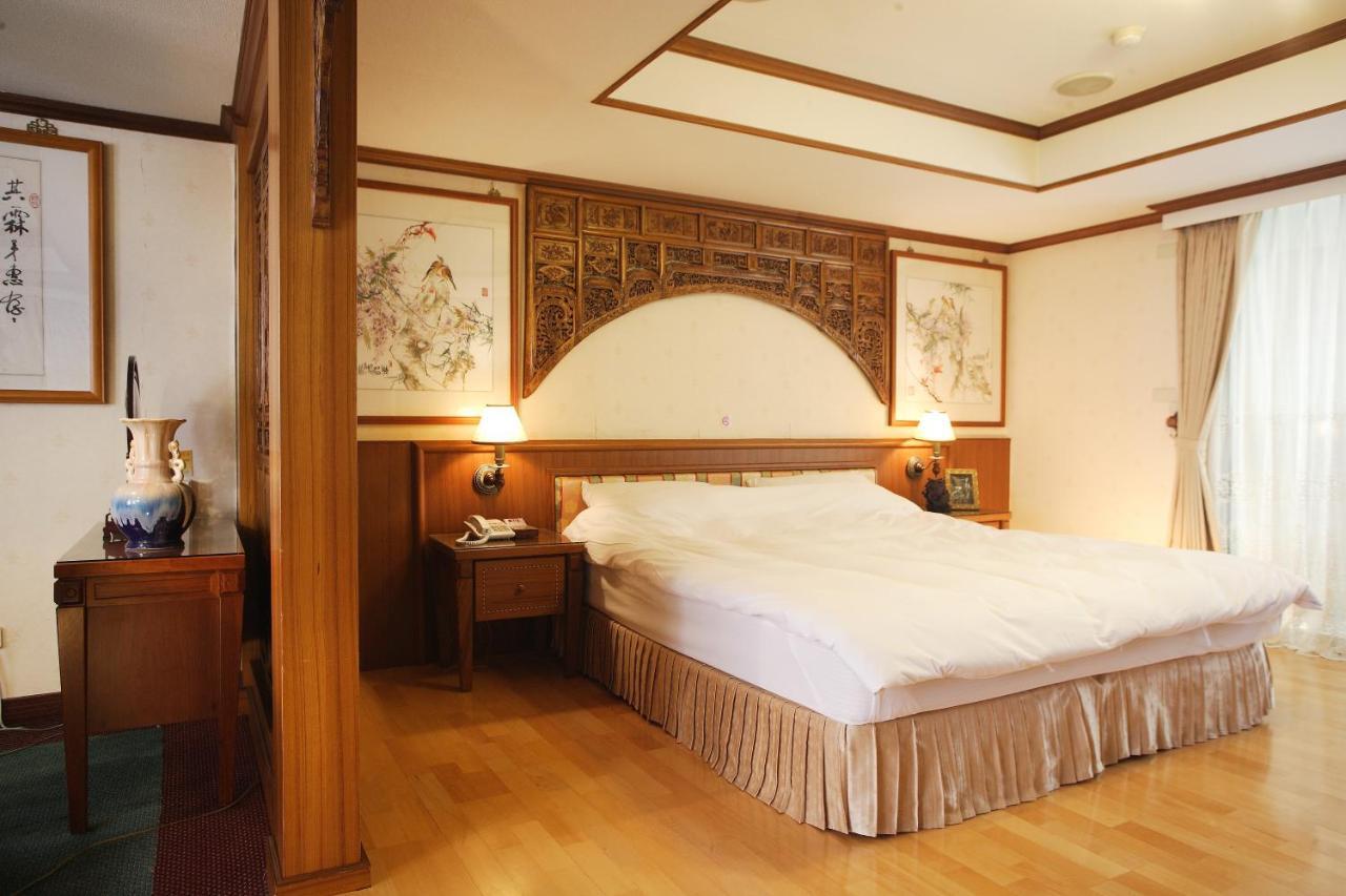 Kingdom Hotel Синьчжу Экстерьер фото